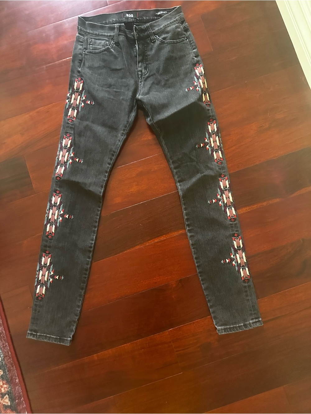 BDG Black Skinny Jeans with Side Geometric Embroidery